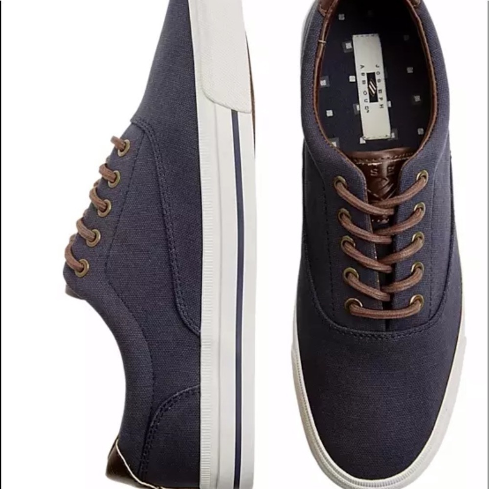 𝅺JOSEPH Abboud Parkers Navy Canvas Sneakers Size 8